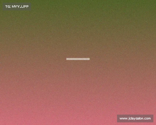 《南瓜峡谷惊魂夜：键盘上的幽灵对决》